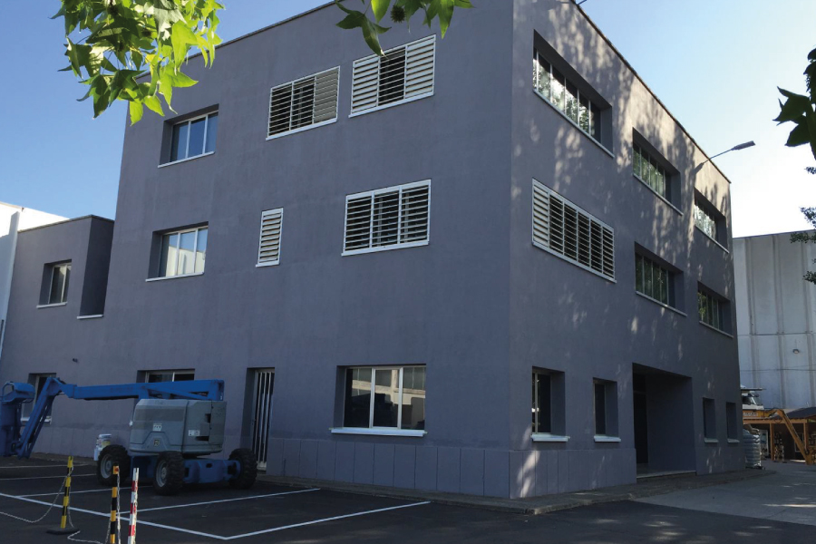 6DOS PINTORS, especialistes en pintura per a naus industrials