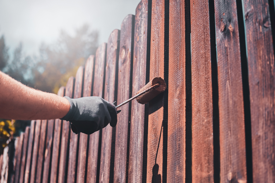 ¿Por qué el otoño es la mejor época para aplicar barniz exterior?