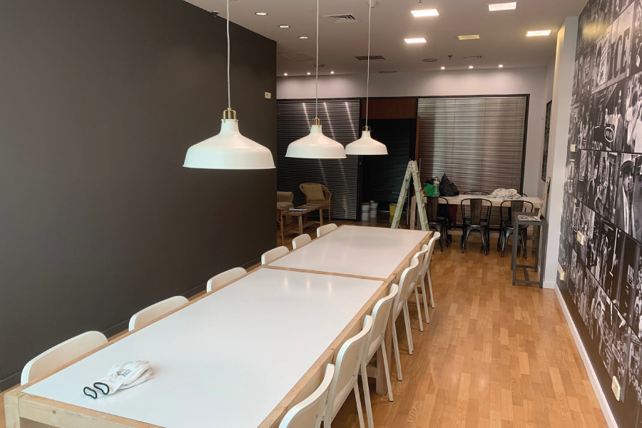 El poder del color en espacios comerciales